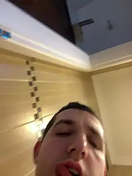 Snapshot of strange6696 chatting on 02.02.25 strange6696 online show from 02.02.25