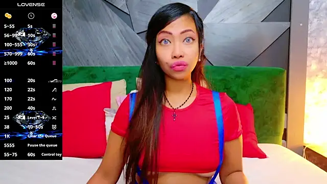 ElyaQuinn online show from 09.17.25