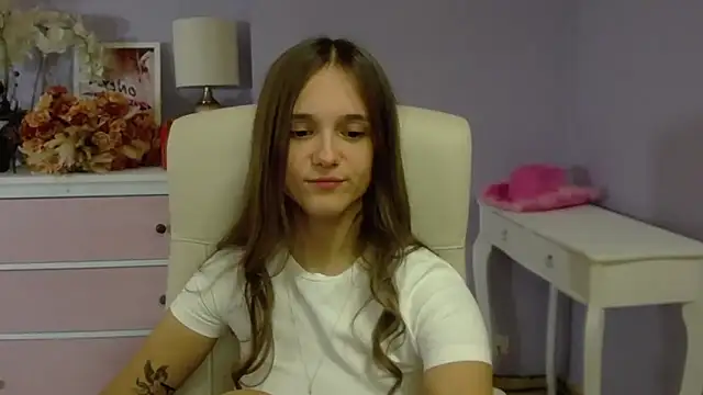 Snapshot of dirtyxEmily chatting on 01.24.25 dirtyxEmily online show from 01.24.25