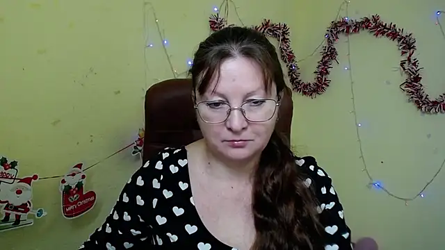 VanessaHotts online show from 01.13.25