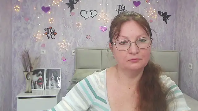 VanessaHotts online show from 03.05.25