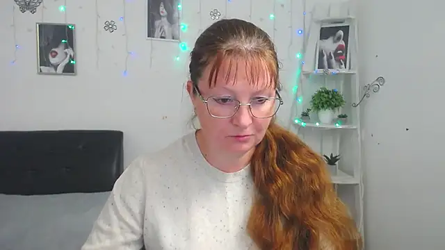 VanessaHotts online show from 10.03.25