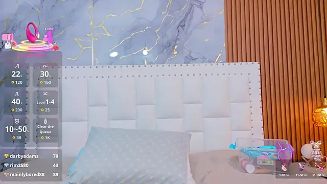 Snapshot of naughty_ebonyy chatting on 10.07.25 naughty ebonyy online show from 10.07.25