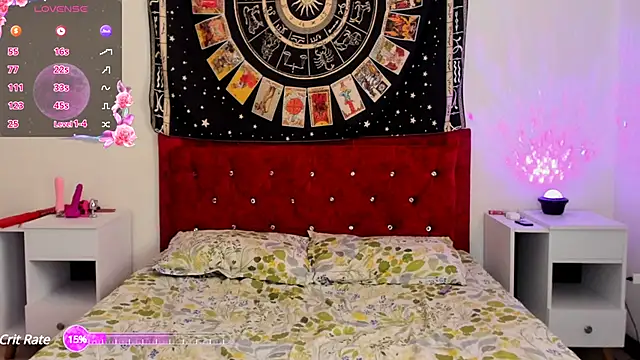 luna del rey  online show from 12.02.24