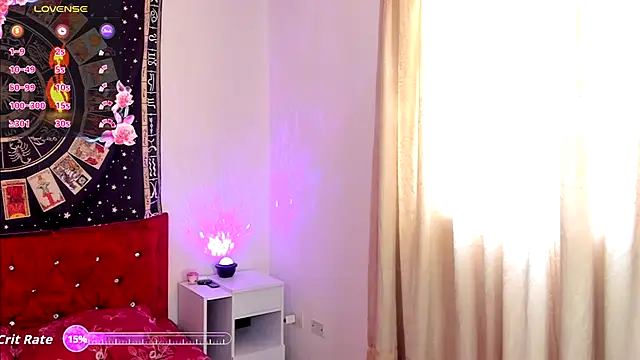 luna del rey  online show from 09.27.25