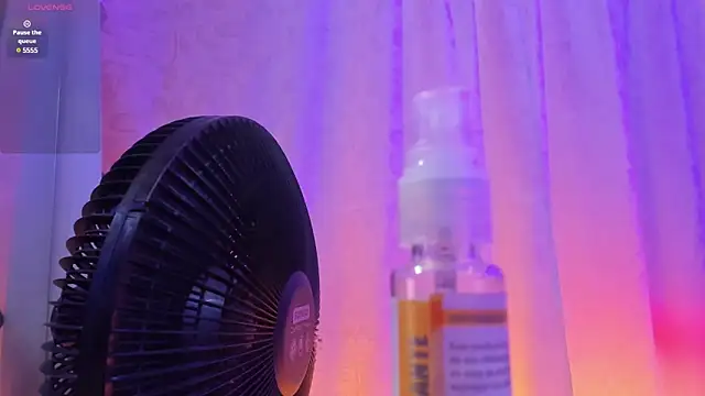 Snapshot of lonely_shewolf chatting on 01.31.25 lonely shewolf online show from 01.31.25