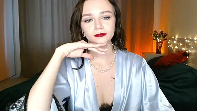 Snapshot of Shadow_Passion chatting on 12.16.24 Shadow Passion online show from 12.16.24