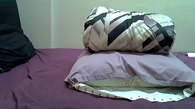 AddictiveAssCurves online show from 12.18.25