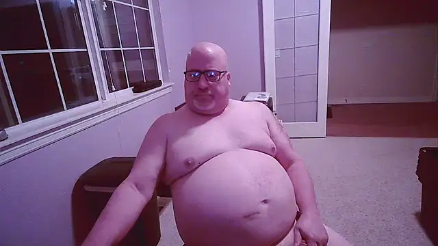 Snapshot of Bigbear0563 chatting on 12.14.24 Bigbear0563 online show from 12.14.24