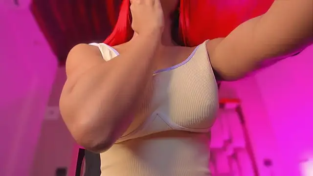 Snapshot of Emmily_Savage chatting on 02.18.26 Emmily Savage online show from 02.18.26