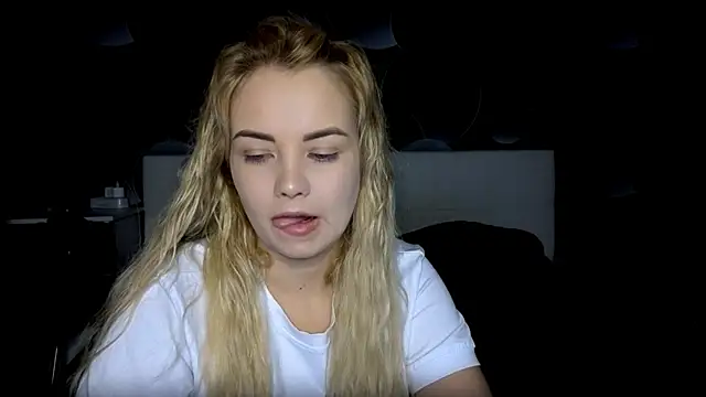 StephanieSweety online show from 11.20.25