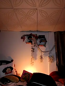 Piafisher1 online show from 10.16.25