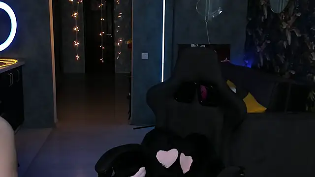 Blckmirrorr online show from 10.29.25