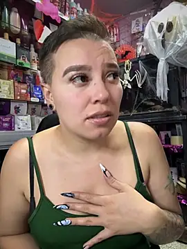 TamySweetness online show from 10.17.25