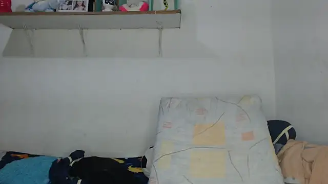 Lesliemilk5 online show from 02.18.26