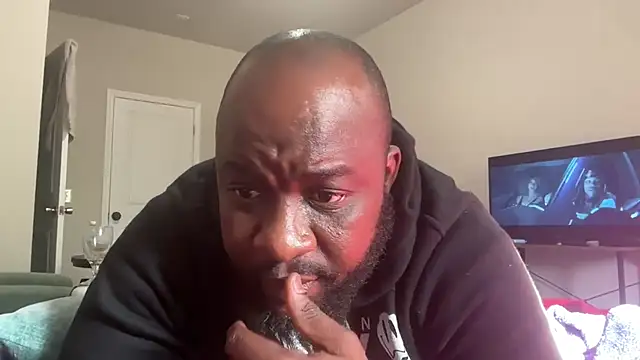 Snapshot of africandickxxl chatting on 12.14.24 africandickxxl online show from 12.14.24