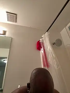 Snapshot of africandickxxl chatting on 09.26.25 africandickxxl online show from 09.26.25