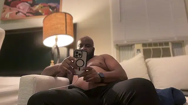 Snapshot of africandickxxl chatting on 09.28.25 africandickxxl online show from 09.28.25