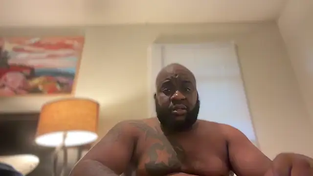 Snapshot of africandickxxl chatting on 09.30.25 africandickxxl online show from 09.30.25