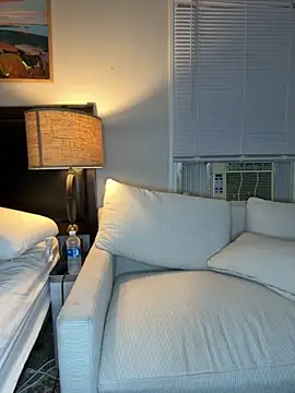 Snapshot of africandickxxl chatting on 10.08.25 africandickxxl online show from 10.08.25