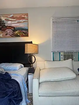 Snapshot of africandickxxl chatting on 10.30.25 africandickxxl online show from 10.30.25