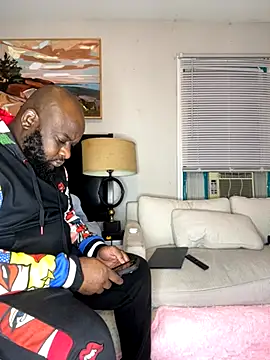 Snapshot of africandickxxl chatting on 11.06.25 africandickxxl online show from 11.06.25