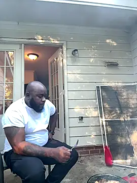 Snapshot of africandickxxl chatting on 11.06.25 africandickxxl online show from 11.06.25