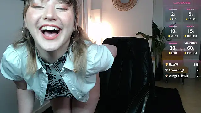 Crystal-dreamt online show from 06.30.26