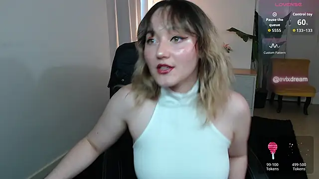 Crystal-dreamt online show from 07.11.26