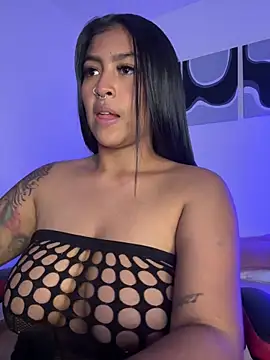 meganjames1 online show from 11.26.25