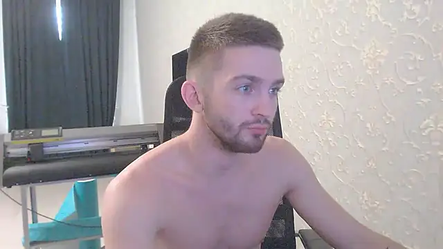 Marselle Laker online show from 02.24.25