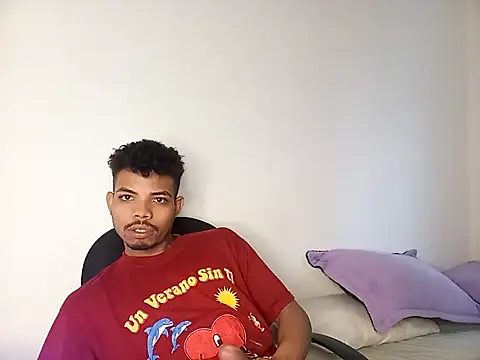 danidiazto2023 online show from 02.18.25