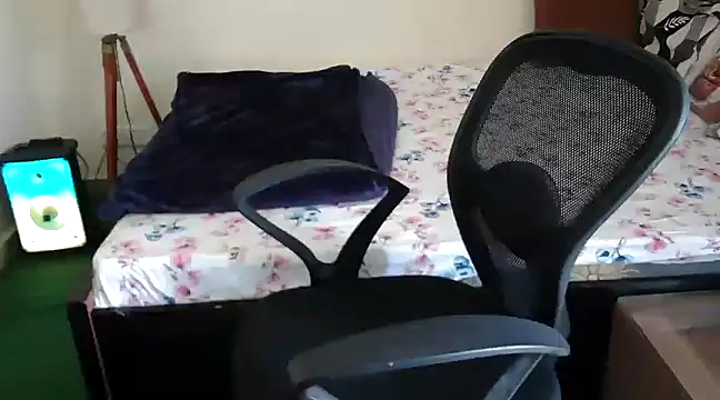 Snapshot of shivi_moto chatting on 01.22.25 shivi moto online show from 01.22.25