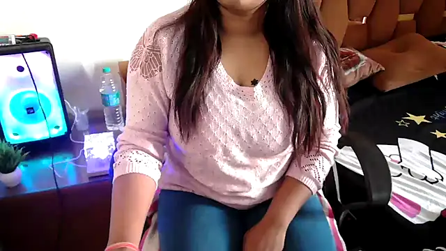 Snapshot of shivi_moto chatting on 02.09.25 shivi moto online show from 02.09.25
