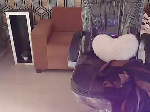 Snapshot of shivi_moto chatting on 11.05.25 shivi moto online show from 11.05.25