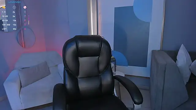 DannaCruz online show from 11.16.25