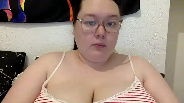 Sexycurvyemilyy online show from 02.06.26