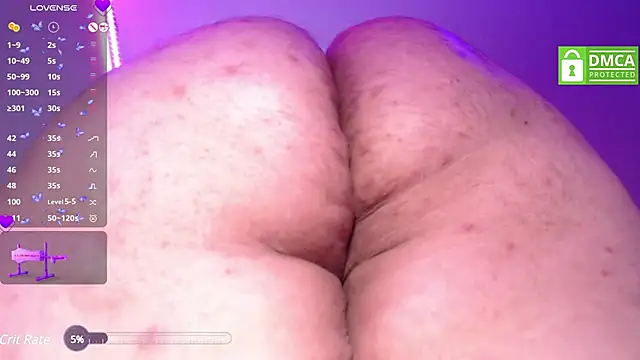 Snapshot of MeowMeowZoe chatting on 03.20.25 MeowMeowZoe online show from 03.20.25