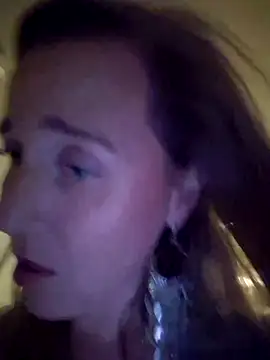 Snapshot of SkyelarSommer chatting on 02.23.25 SkyelarSommer online show from 02.23.25