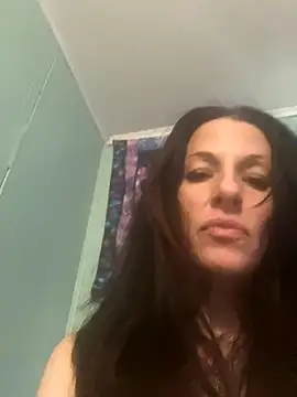 DominiqueX0 online show from 11.28.25