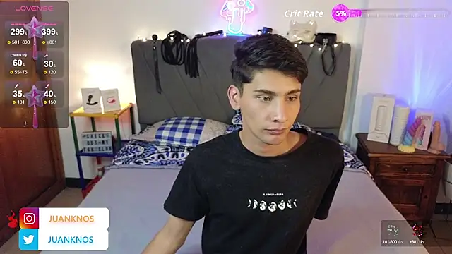 Snapshot of by_pandora chatting on 10.02.25 by pandora online show from 10.02.25