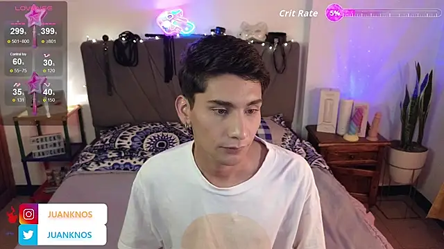 Snapshot of by_pandora chatting on 10.10.25 by pandora online show from 10.10.25