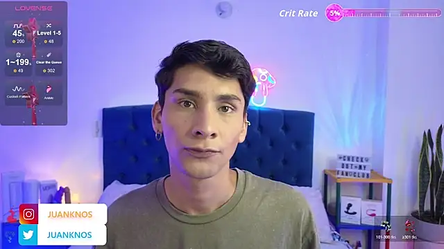 Snapshot of by_pandora chatting on 10.31.25 by pandora online show from 10.31.25