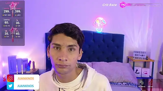 Snapshot of by_pandora chatting on 11.06.25 by pandora online show from 11.06.25