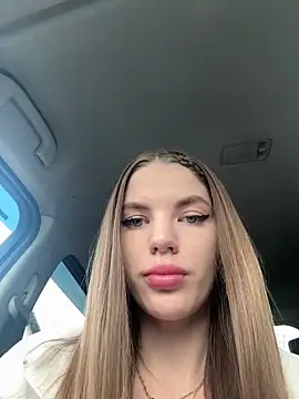 Snapshot of _i_have_cookies1 chatting on 10.26.25 i have cookies1 online show from 10.26.25