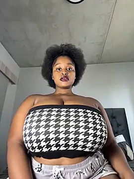 KnockoutBestie online show from 01.05.25