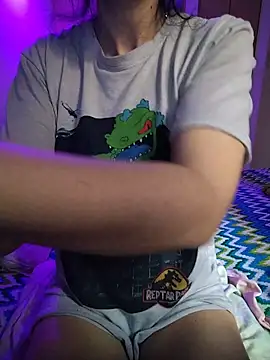 LissaThompsom online show from 12.05.25