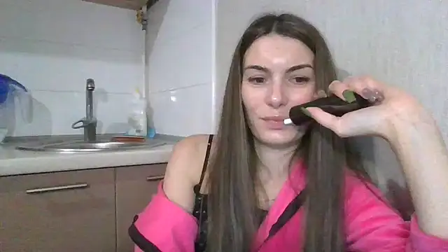 Snapshot of Carol-Rose chatting on 12.10.24 Carol-Rose online show from 12.10.24