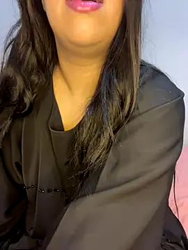 Mayacrayzi online show from 10.14.25