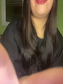 Snapshot of Mayacrayzi chatting on 06.07.26 Mayacrayzi online show from 06.07.26